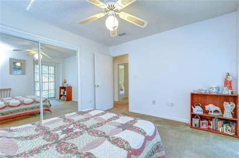 4008 Ashford Green Place Tampa FL 33613