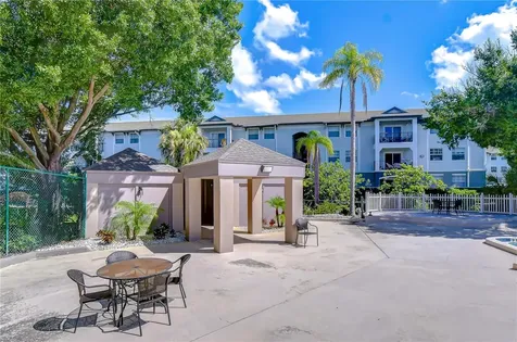 4008 Ashford Green Place Tampa FL 33613