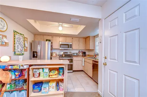 4008 Ashford Green Place Tampa FL 33613