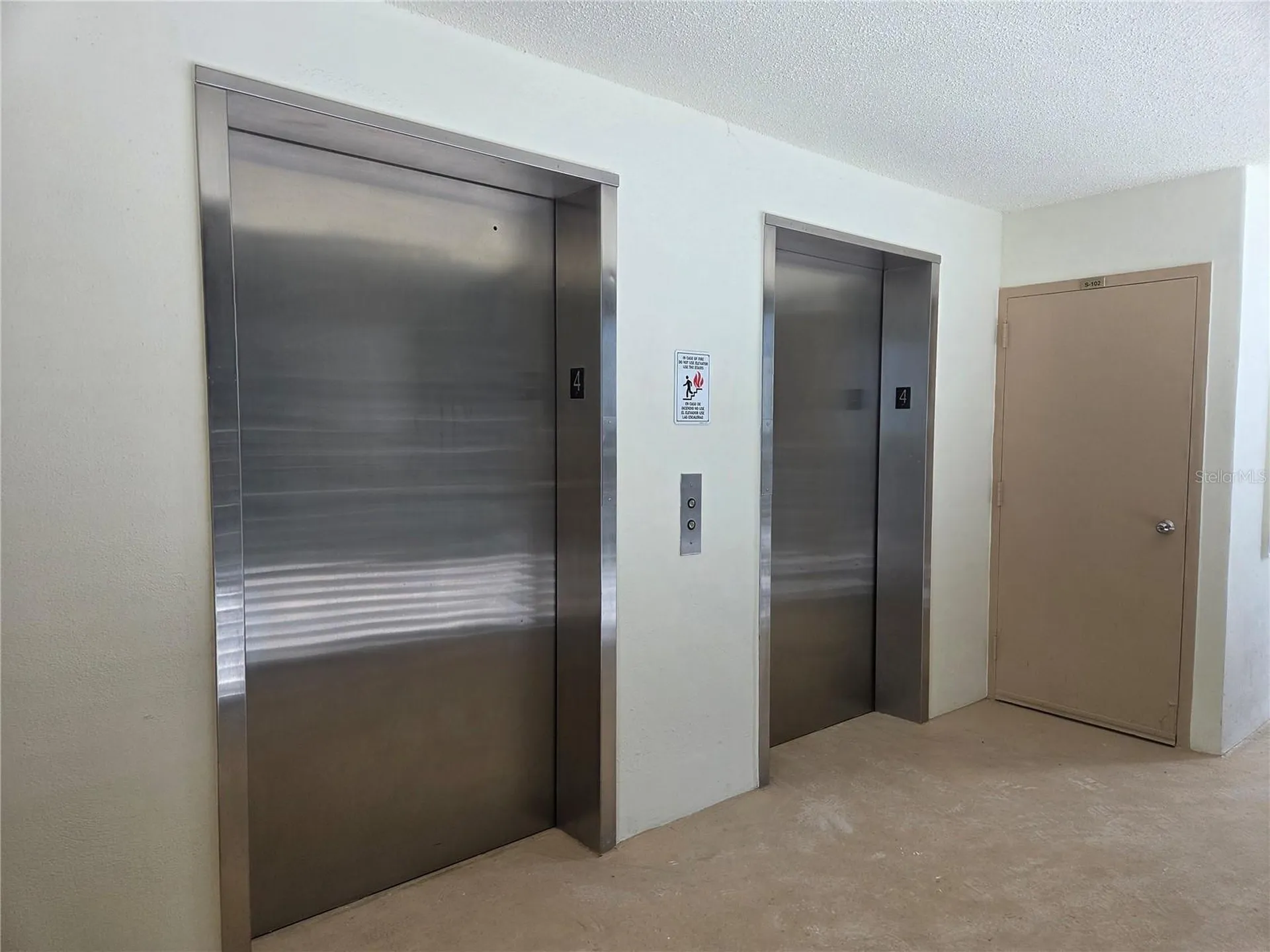 9 Haig Place Dunedin FL 34698