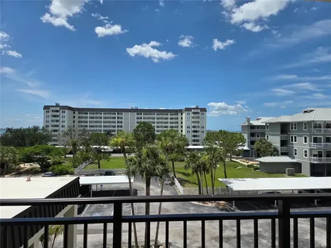 9 Haig Place Dunedin FL 34698