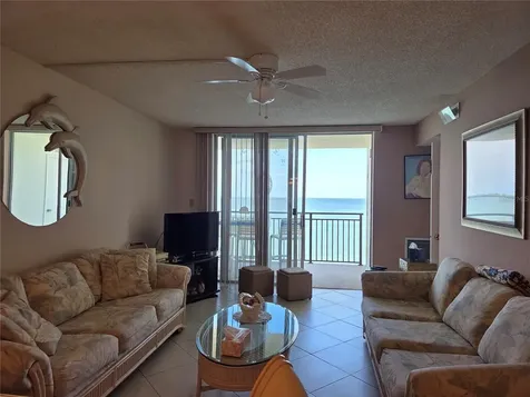 9 Haig Place Dunedin FL 34698