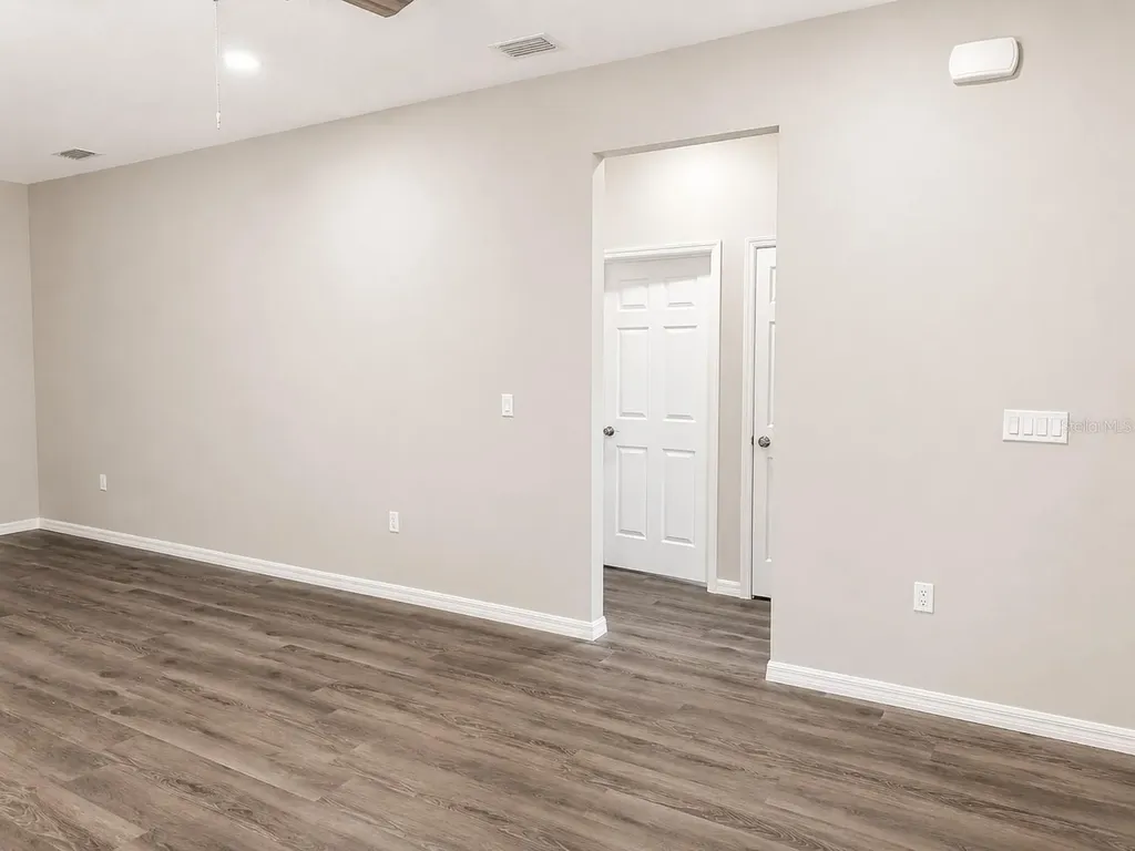 5012 Finders Court Tampa FL 33617