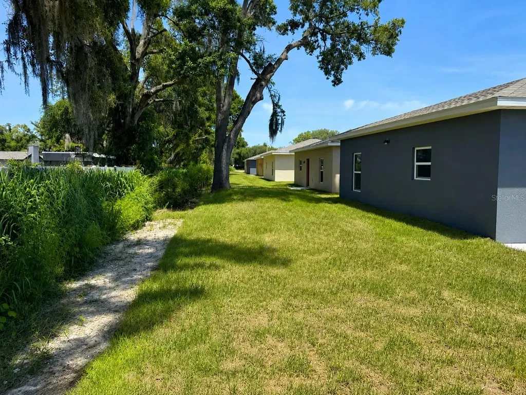 5012 Finders Court Tampa FL 33617