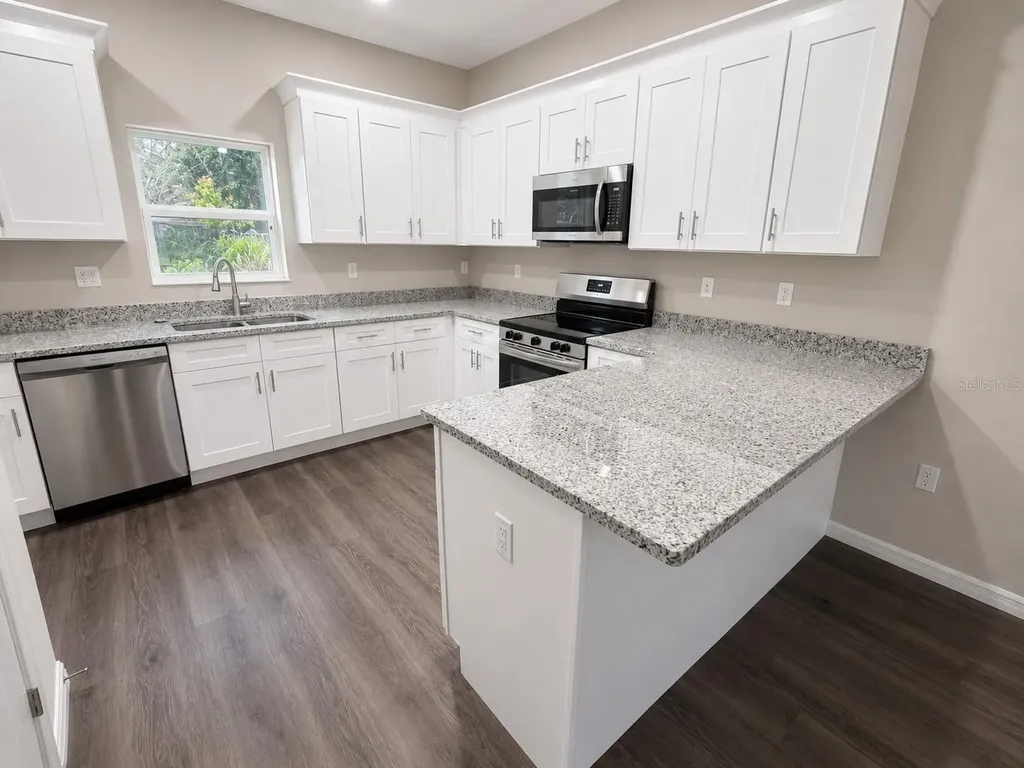 5012 Finders Court Tampa FL 33617