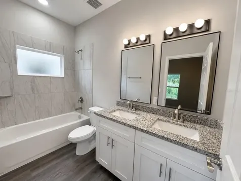 5012 Finders Court Tampa FL 33617