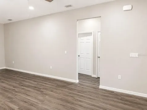 5012 Finders Court Tampa FL 33617