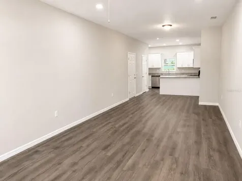 5012 Finders Court Tampa FL 33617