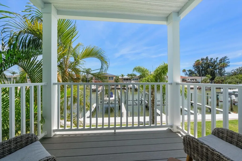 659 Garland Circle Indian Rocks Beach FL 33785