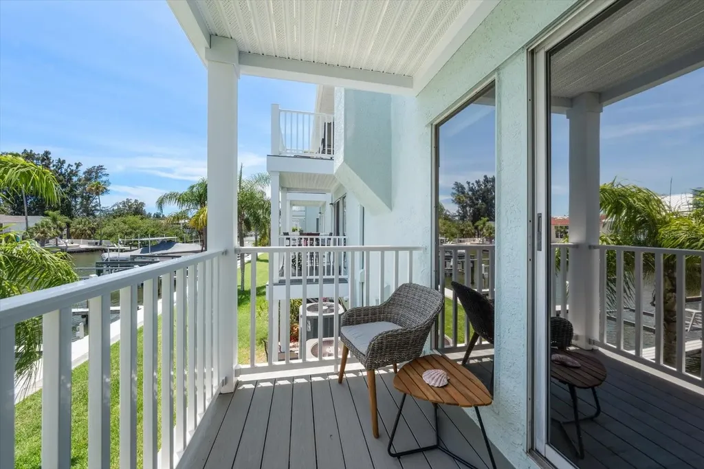 659 Garland Circle Indian Rocks Beach FL 33785