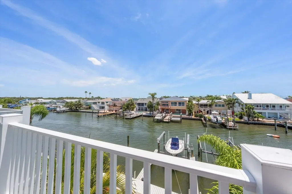 659 Garland Circle Indian Rocks Beach FL 33785