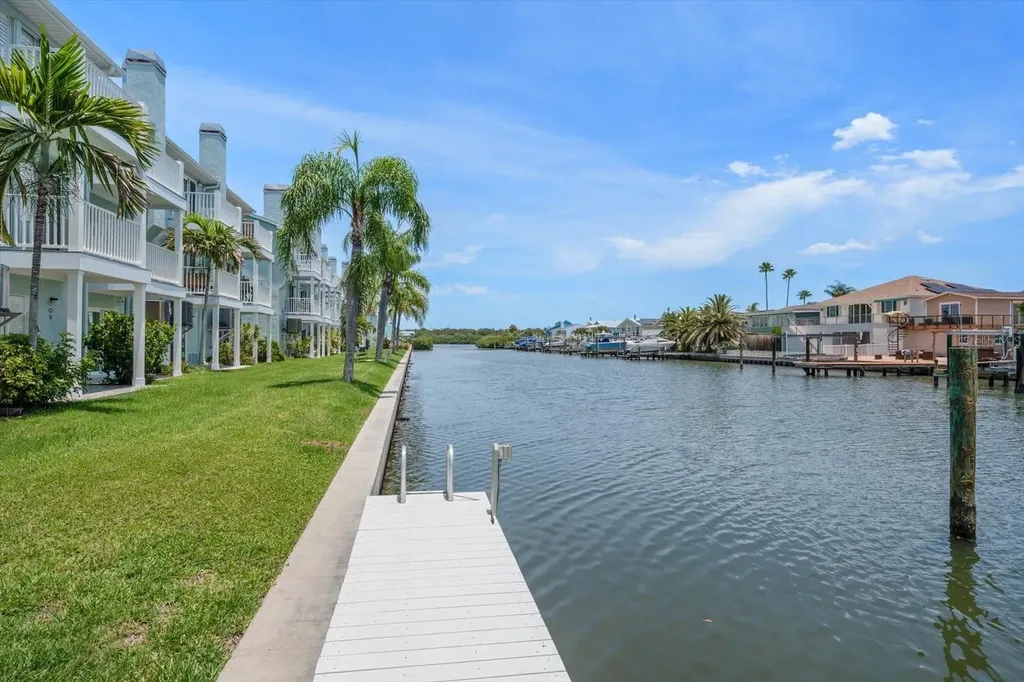 659 Garland Circle Indian Rocks Beach FL 33785