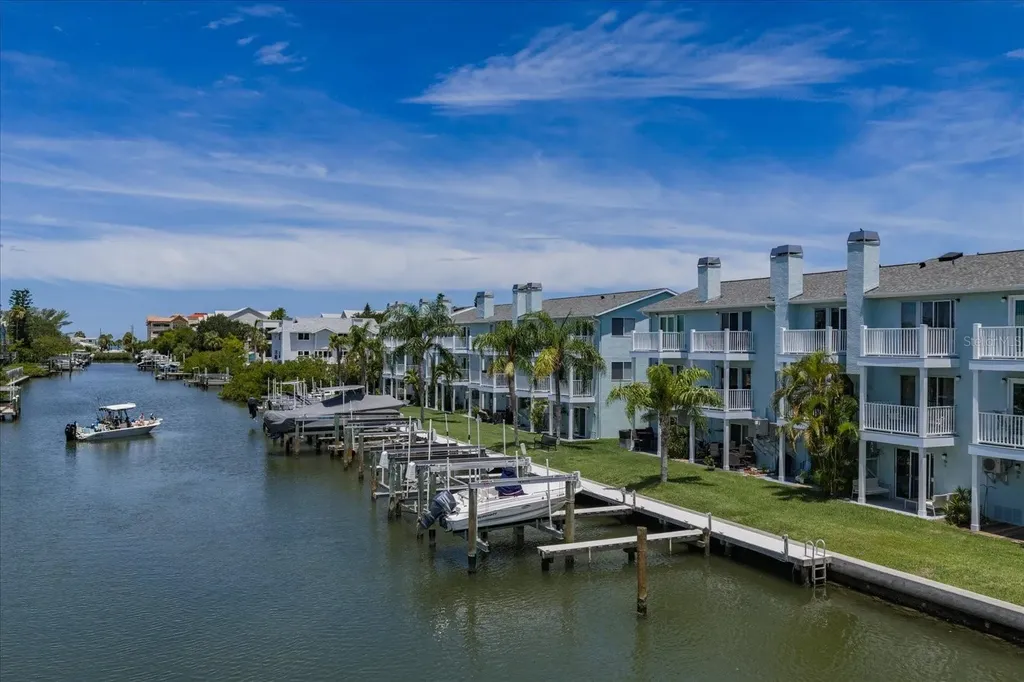 659 Garland Circle Indian Rocks Beach FL 33785