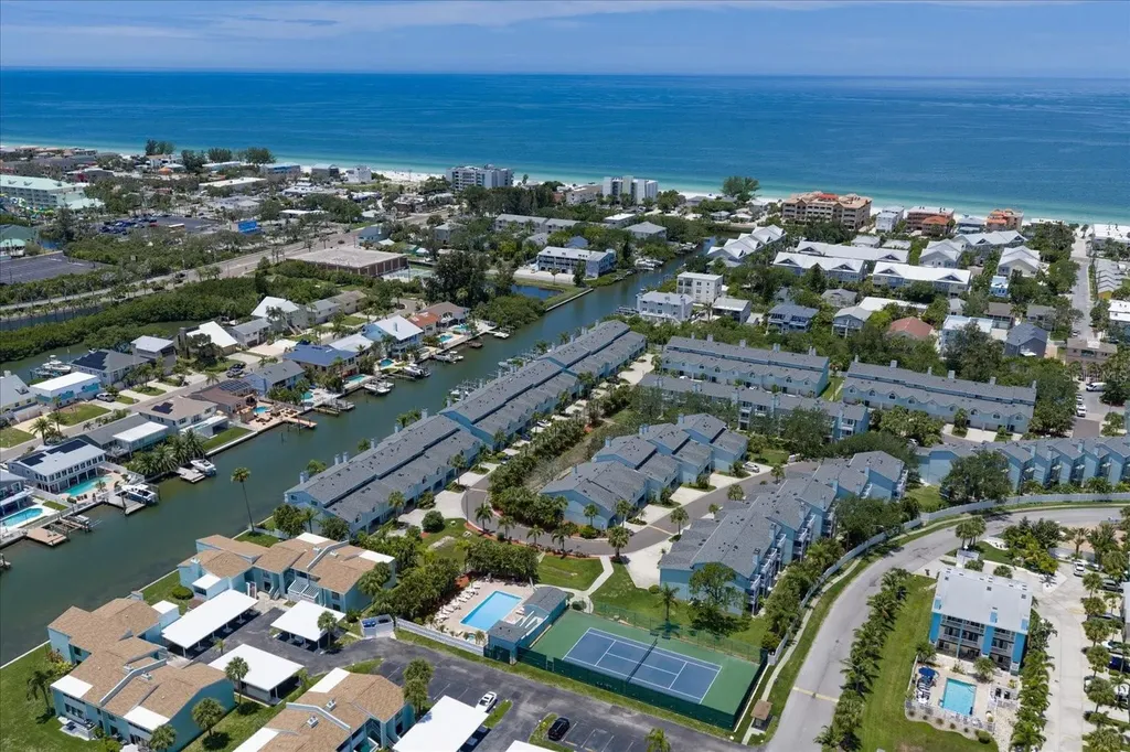 659 Garland Circle Indian Rocks Beach FL 33785