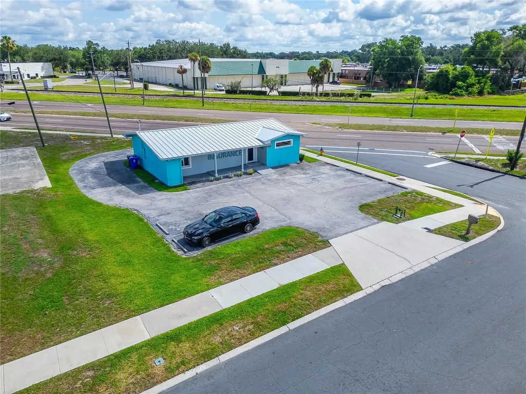 1233 Bartow Road Lakeland FL 33801