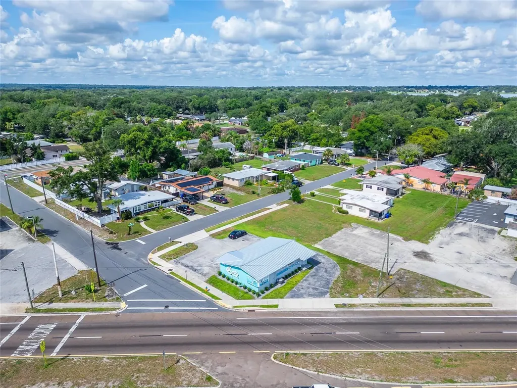 1233 Bartow Road Lakeland FL 33801