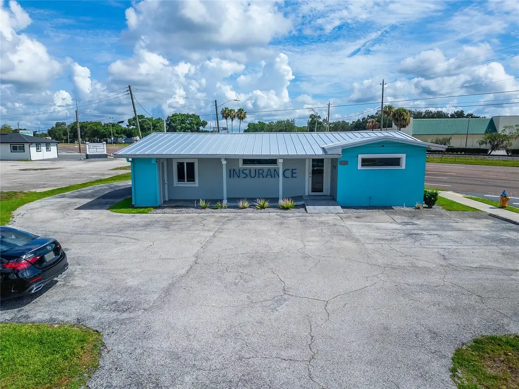 1233 Bartow Road Lakeland FL 33801