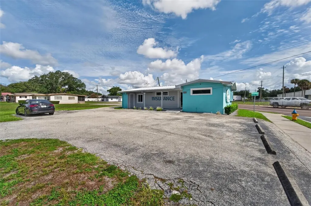 1233 Bartow Road Lakeland FL 33801