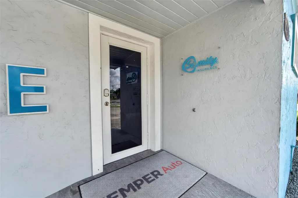 1233 Bartow Road Lakeland FL 33801