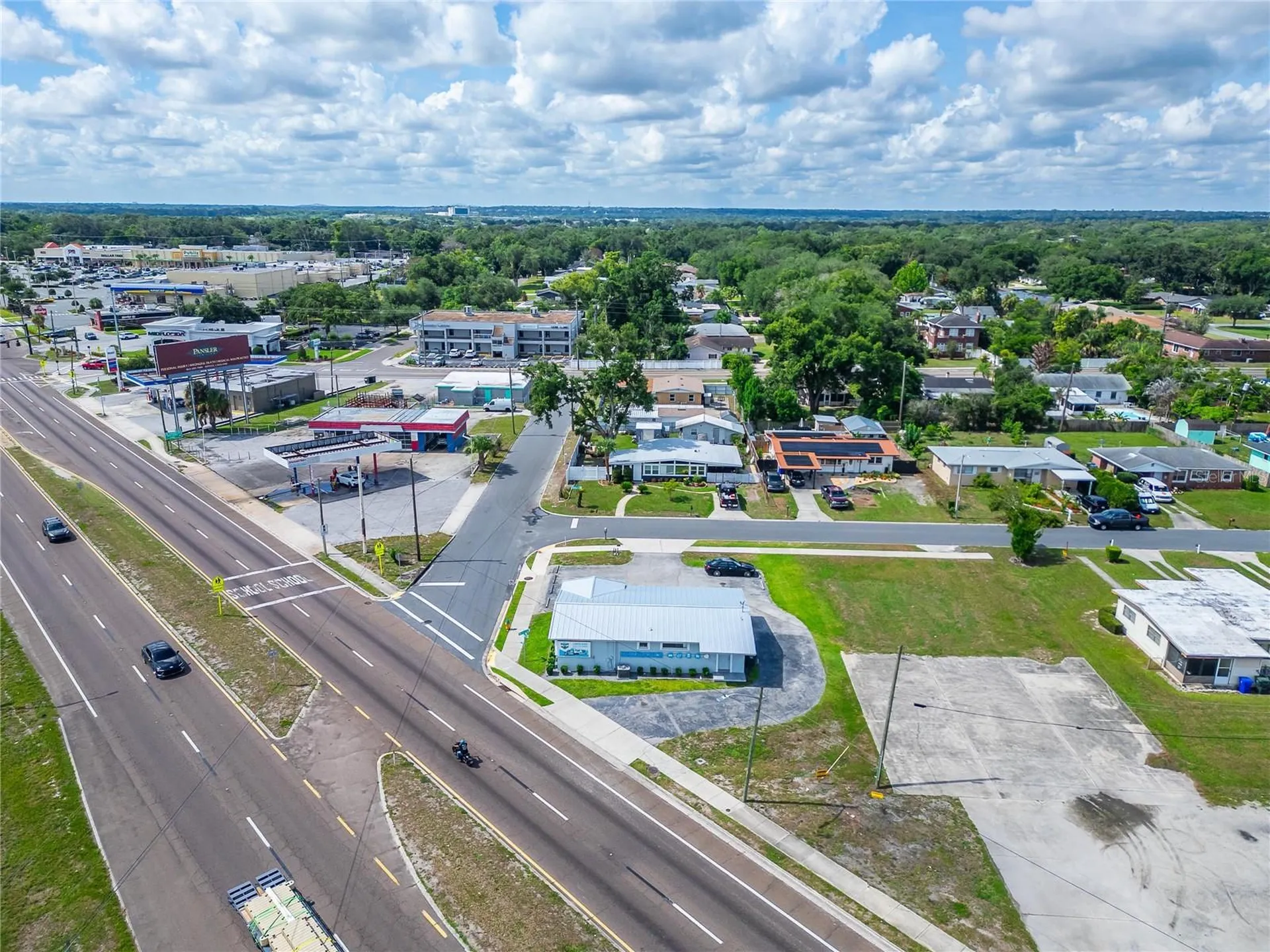 1233 Bartow Road Lakeland FL 33801
