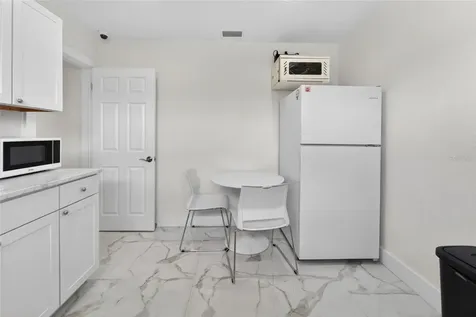 1233 Bartow Road Lakeland FL 33801