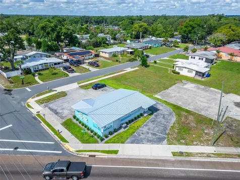 1233 Bartow Road Lakeland FL 33801