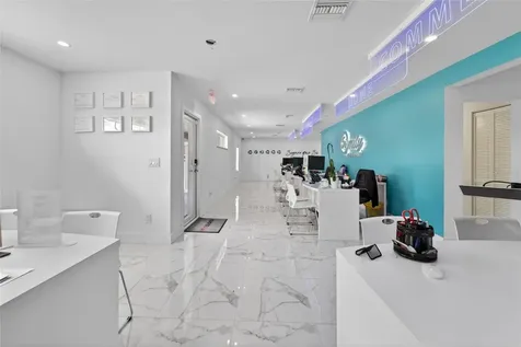 1233 Bartow Road Lakeland FL 33801