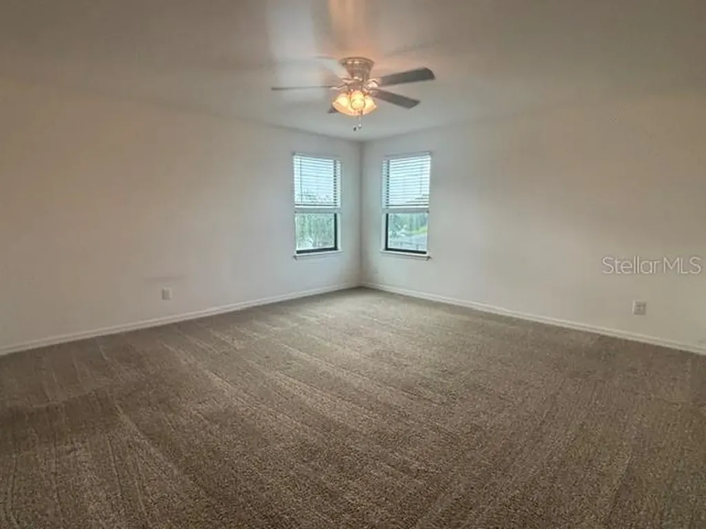 5689 Elsinore Way Lakeland FL 33805