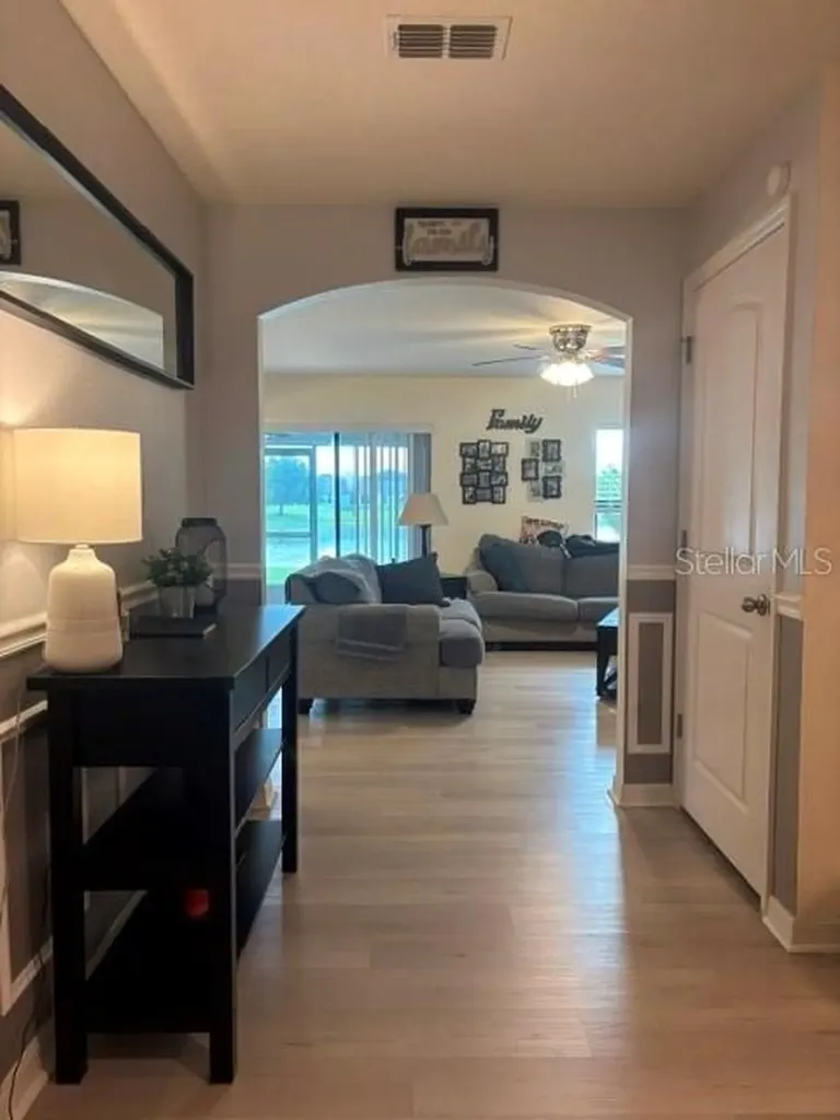 5689 Elsinore Way Lakeland FL 33805
