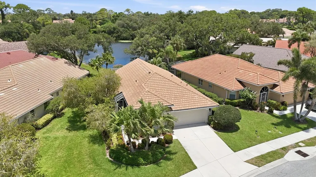 8006 Bobcat Circle Sarasota FL 34238