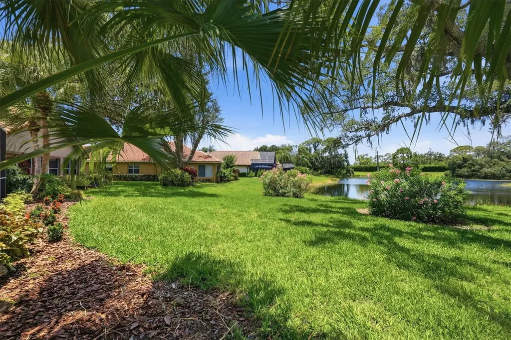 8006 Bobcat Circle Sarasota FL 34238