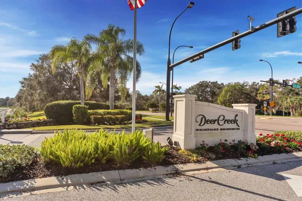 8006 Bobcat Circle Sarasota FL 34238