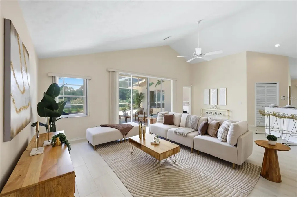 8006 Bobcat Circle Sarasota FL 34238