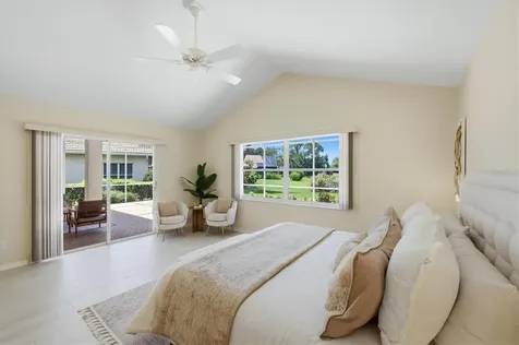 8006 Bobcat Circle Sarasota FL 34238