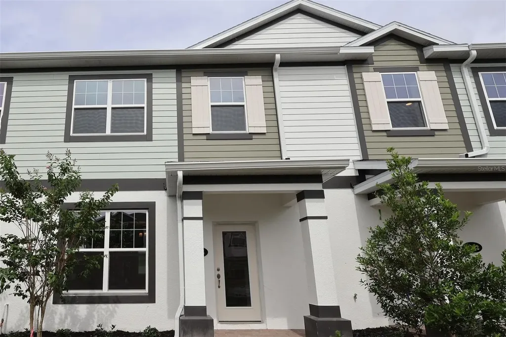 1346 Mount Royal Drive St Cloud FL 34771