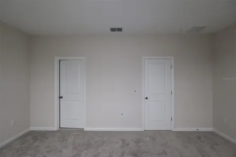 1346 Mount Royal Drive St Cloud FL 34771