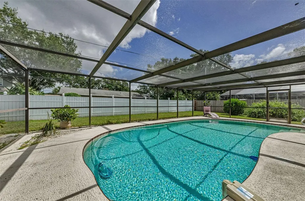 1525 Ruth Road Dunedin FL 34698
