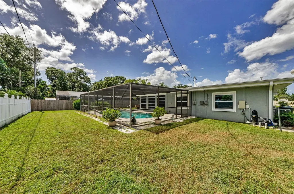 1525 Ruth Road Dunedin FL 34698