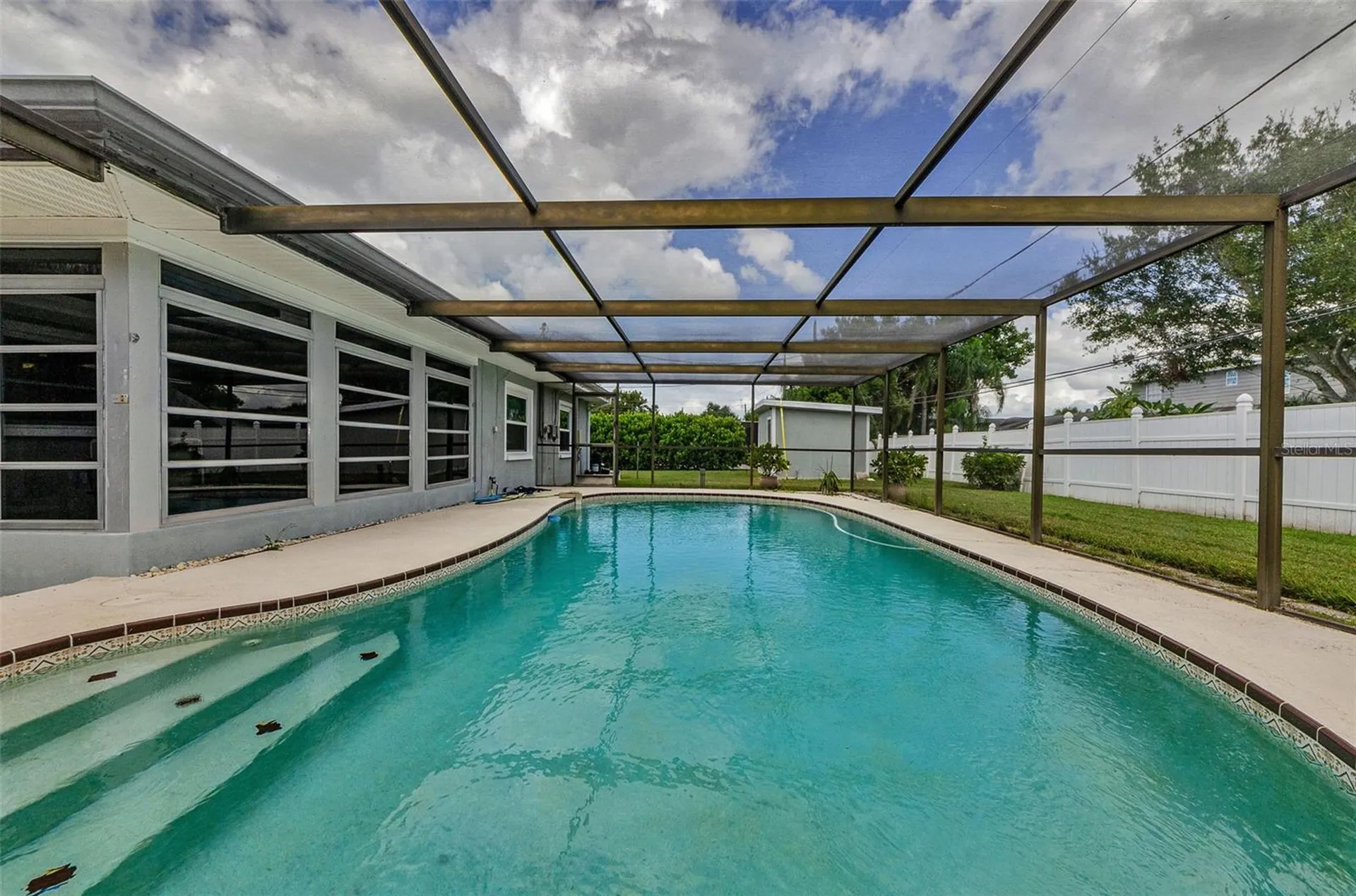 1525 Ruth Road Dunedin FL 34698