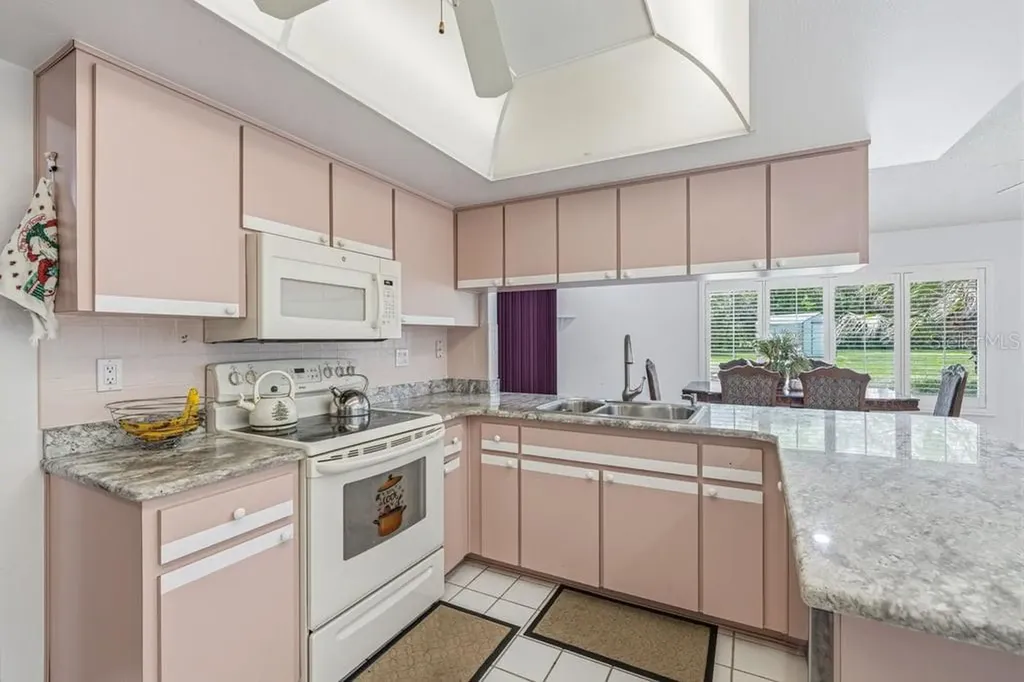 10186 Sleepy Willow Court Spring Hill FL 34608