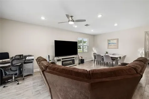 1060 River Otter Way Deland FL 32720