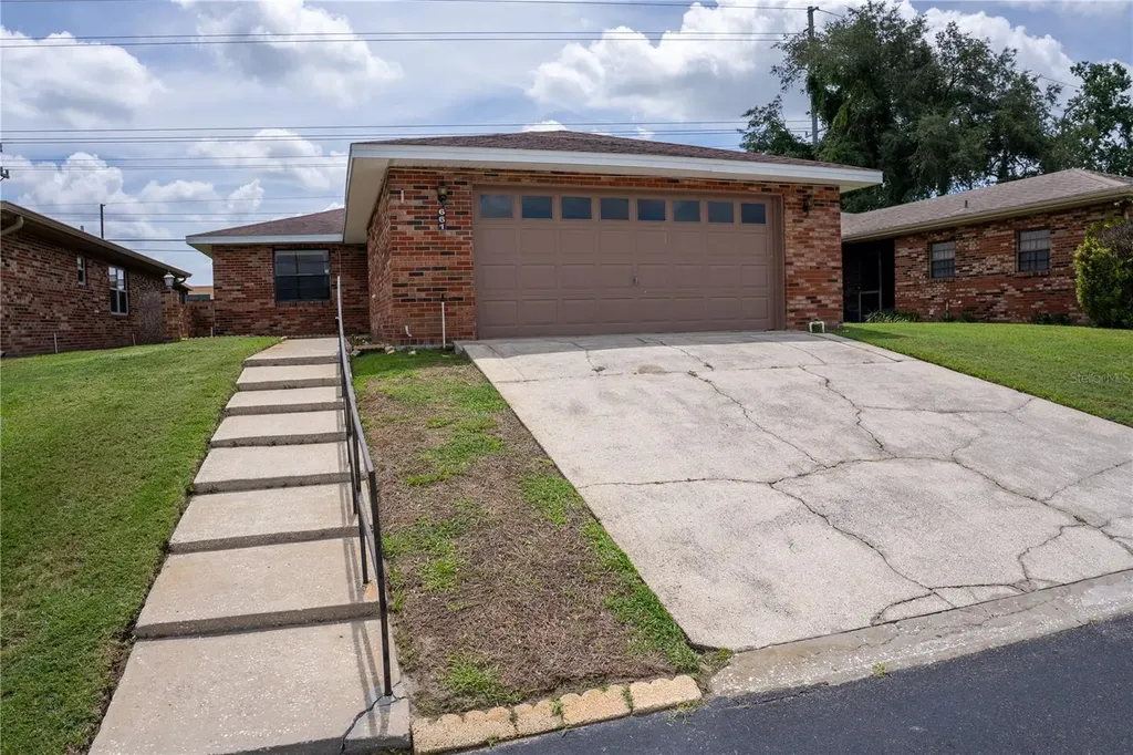 661 Lake Carolyn Circle Lakeland FL 33813