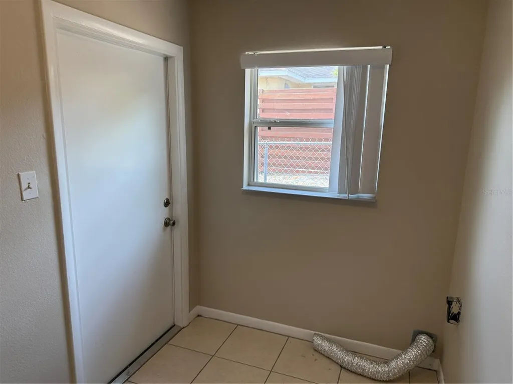 824 S Lone Oak Drive Leesburg FL 34748
