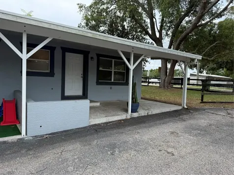 824 S Lone Oak Drive Leesburg FL 34748