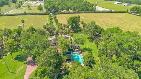 14365 SE Highway 42 Weirsdale FL 32195