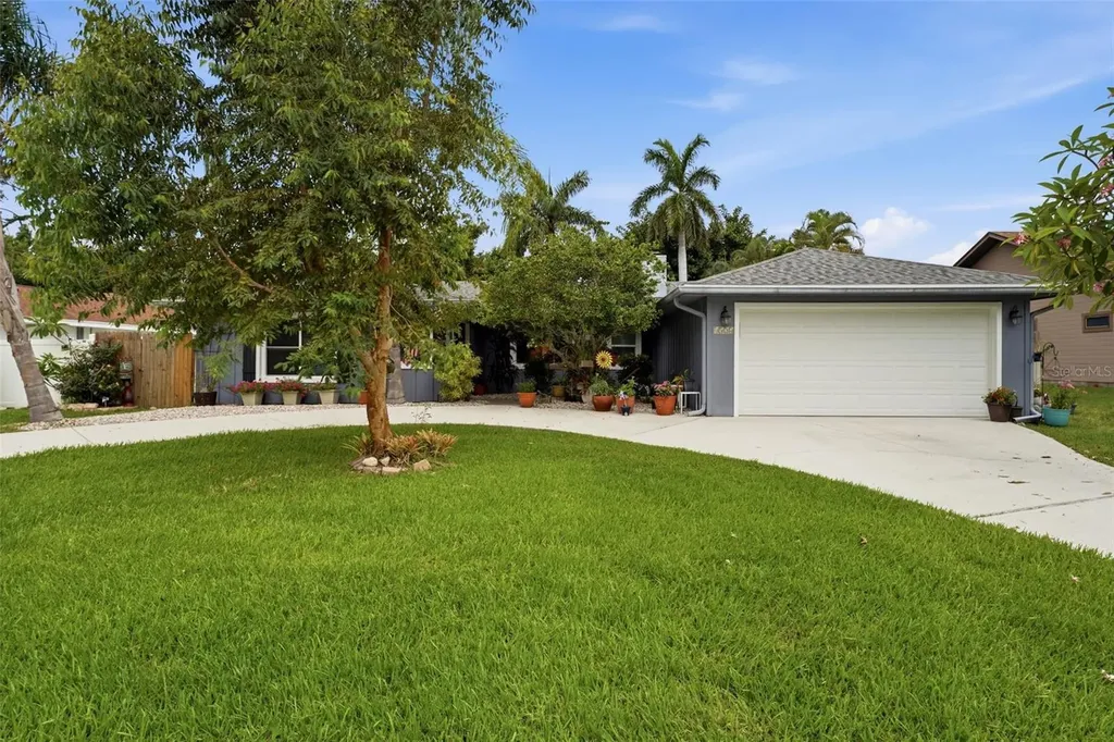 1524 84th Street NW Bradenton FL 34209