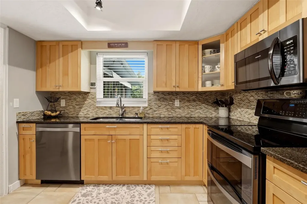 1524 84th Street NW Bradenton FL 34209