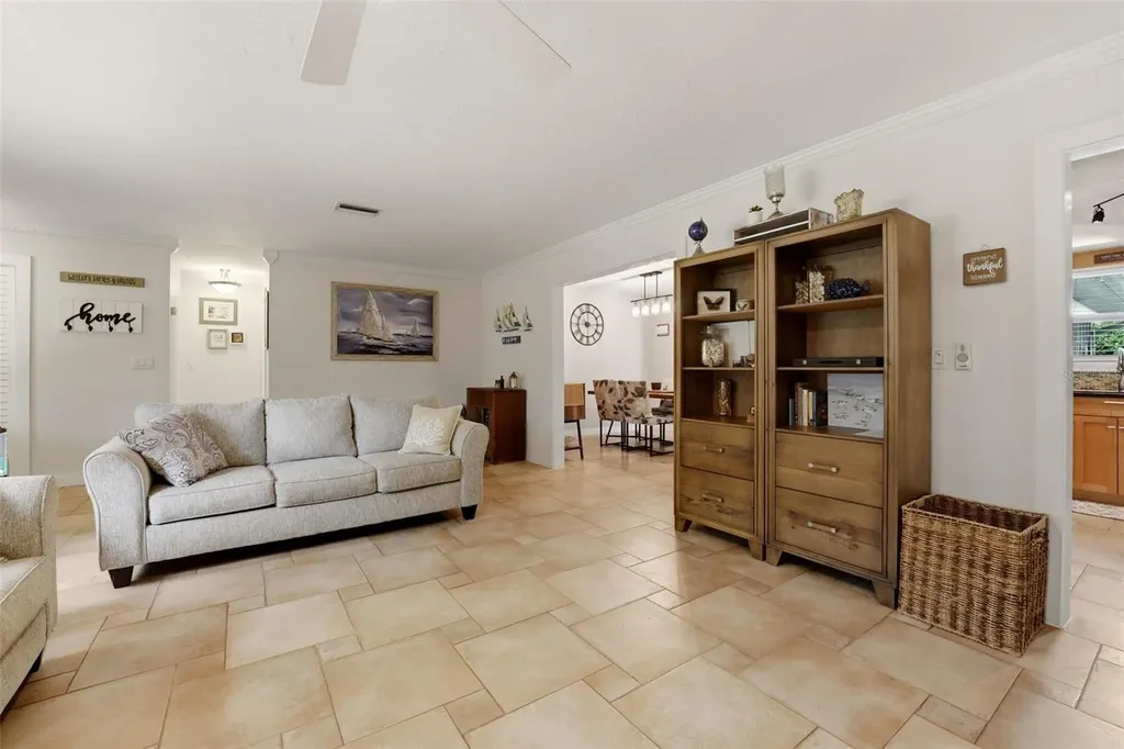 1524 84th Street NW Bradenton FL 34209