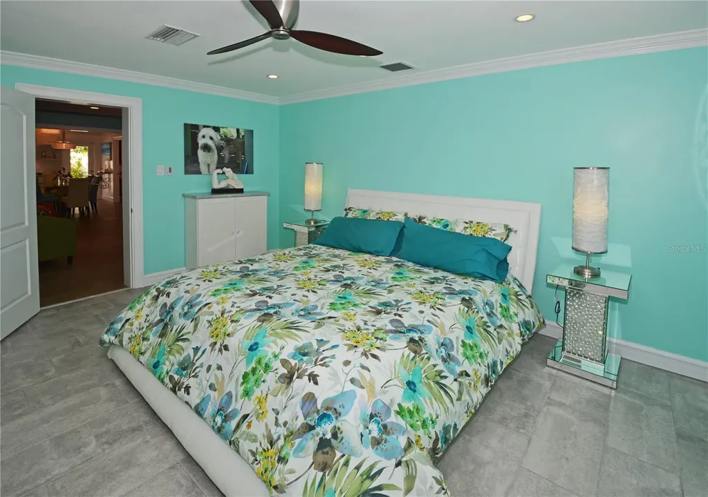 7020 Mango Avenue S St Petersburg FL 33707
