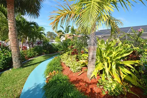 7020 Mango Avenue S St Petersburg FL 33707